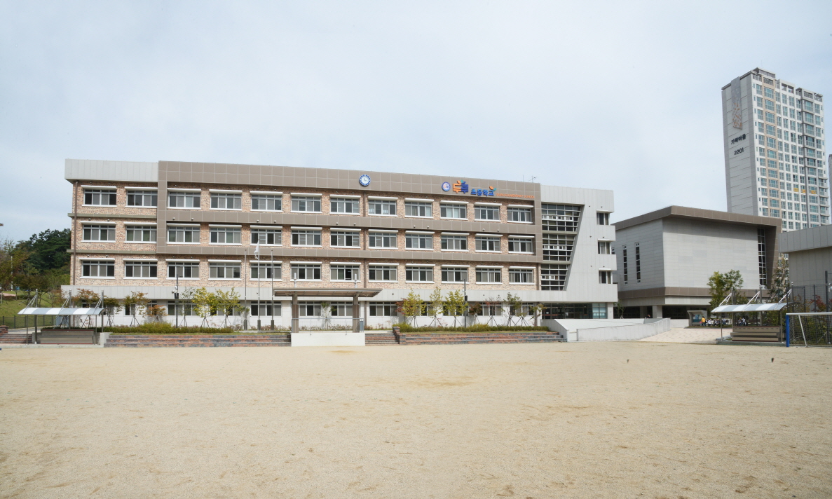 두루초등학교 대표사진